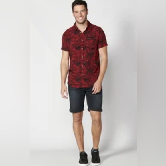 Rip Curl Red and Black Patterned Shirt - Picture 1 of 7